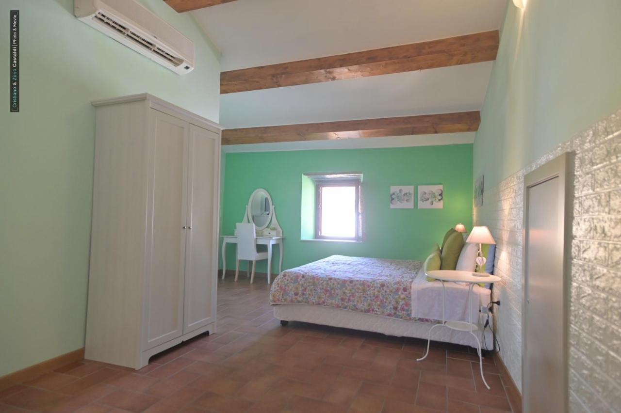 Baschi B&B Dimora Paolina מראה חיצוני תמונה